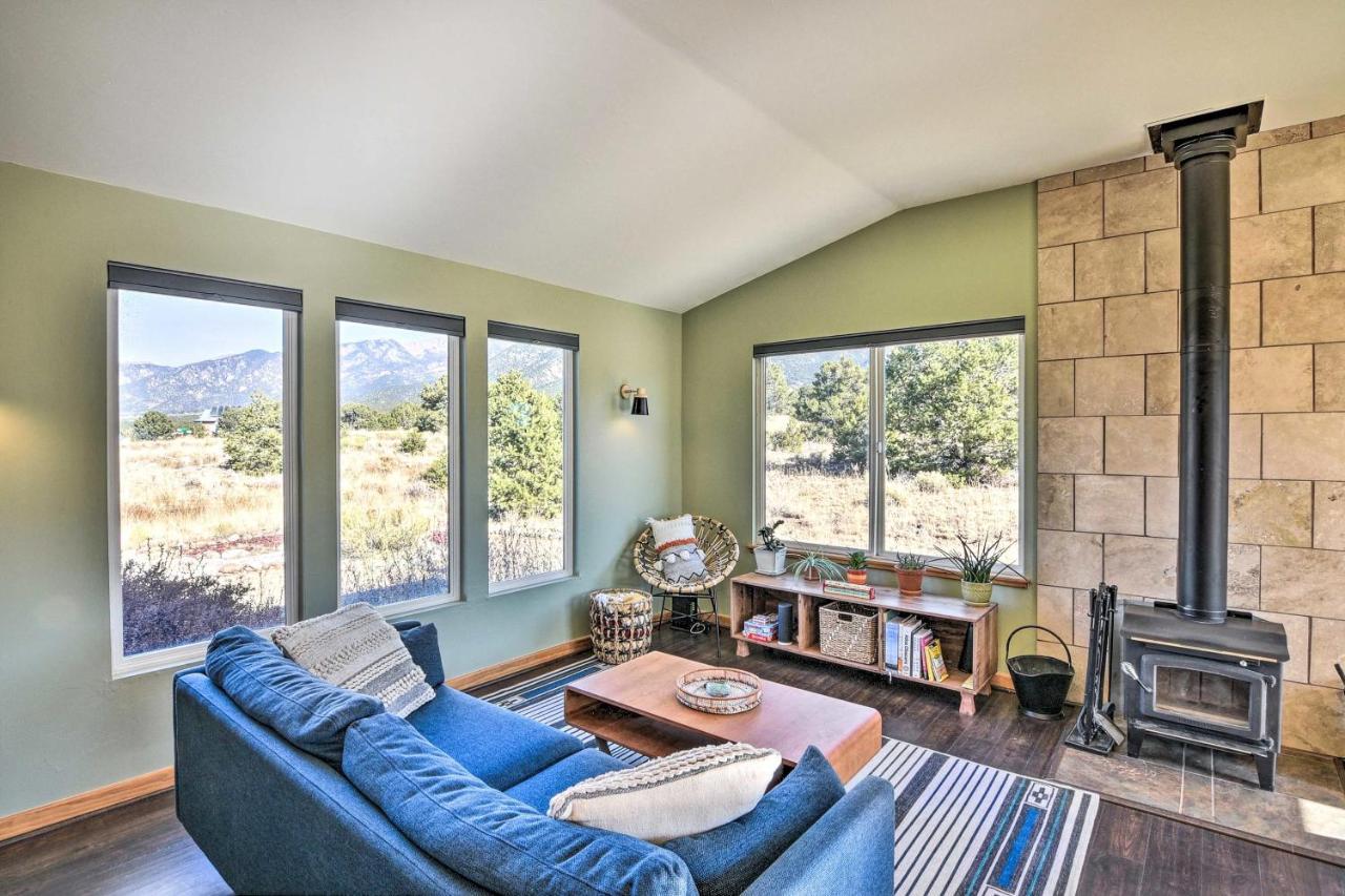 Cozy Remote Retreat • Mountain Views • Stargazing Villa Crestone Eksteriør bilde