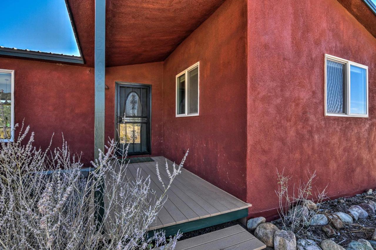 Cozy Remote Retreat • Mountain Views • Stargazing Villa Crestone Eksteriør bilde
