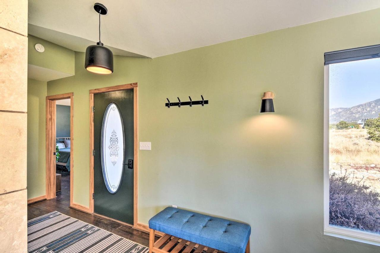 Cozy Remote Retreat • Mountain Views • Stargazing Villa Crestone Eksteriør bilde